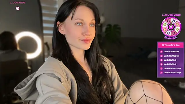 wildkkitten online show from March 3, 1:39 pm