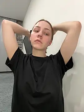 Im Regina online show from November 24, 4:42 pm