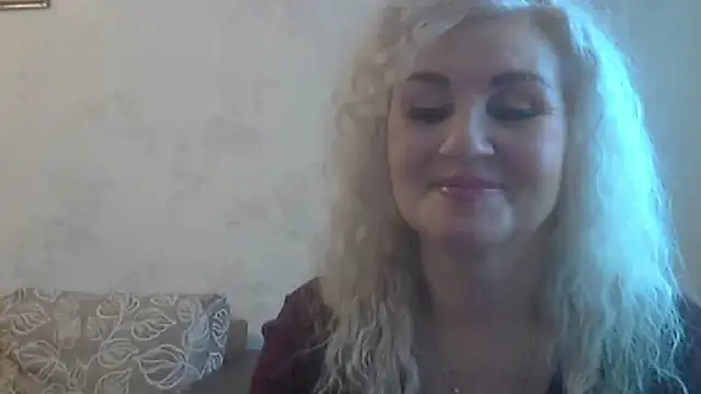 LadySexyBlond online show from November 15, 6:36 am