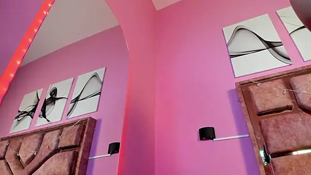 samantaa liov online show from March 13, 8:10 pm