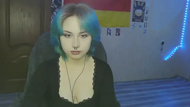 LeisaHopperstad online show from February 25, 2:15 pm