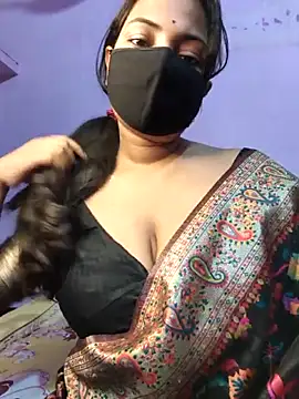 Queen Shanayaa online show from October 3, 3:06 pm