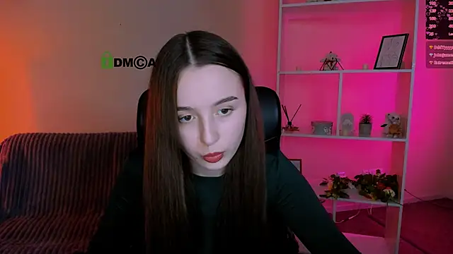 leslie bird online show from November 28, 2:20 pm