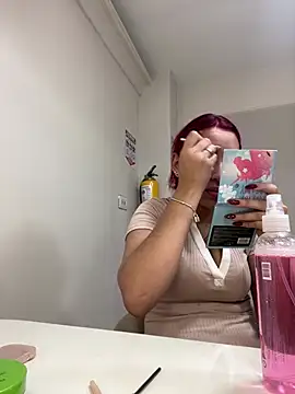 theladymonserrateshow online show from February 3, 11:48 am