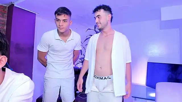 Spaceboys18 online show from September 30, 1:22 am