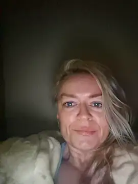 demidelightfulxx online show from December 14, 7:03 am