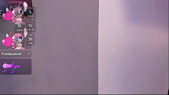 Caroline Millerr online show from November 11, 8:17 pm