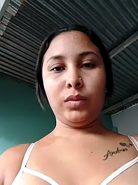 Snapshot of mommy-hot-valeria chatting on October 6, 5:18 pm mommy-hot-valeria online show from October 6, 5:18 pm