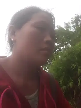 bree-zz online show from September 26, 5:05 am