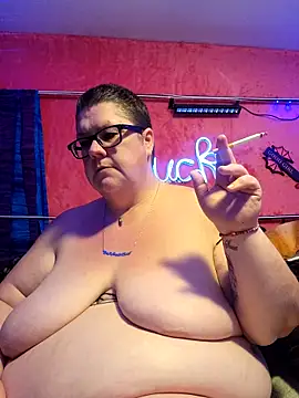 violentviolet68 online show from May 12, 11:33 pm