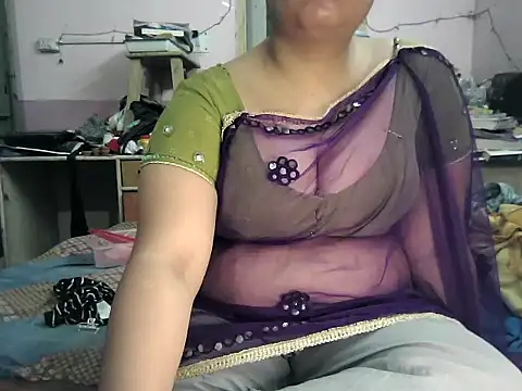 Niisha HOT online show from October 13, 8:00 pm