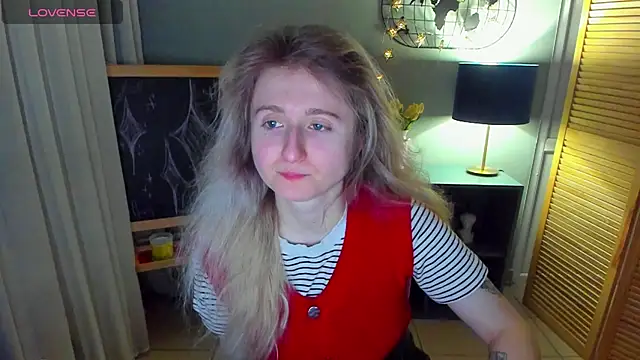 CamillaDreamer online show from March 29, 1:59 am