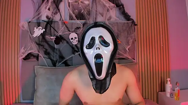 Kandyfrees  online show from October 31, 11:47 am