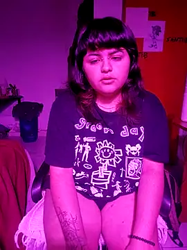 crucifxcked online show from October 7, 2:10 pm