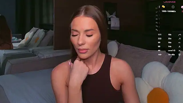 Snapshot of AlexisGraysX chatting on September 11, 10:43 pm AlexisGraysX online show from September 11, 10:43 pm