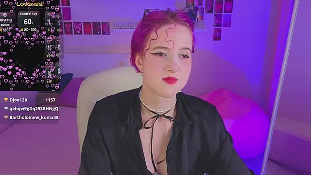 luna son online show from October 4, 10:58 pm