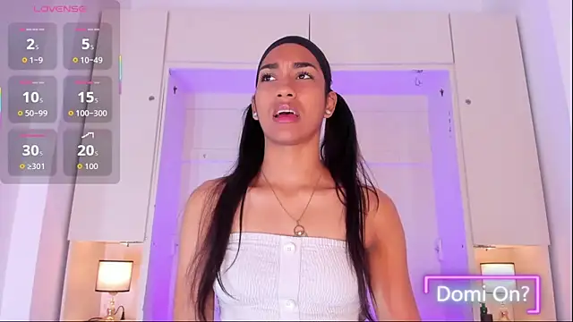 AnahiCollins online show from October 9, 11:58 am