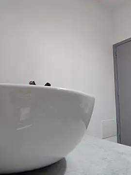 sexyguenda online show from March 31, 3:56 pm