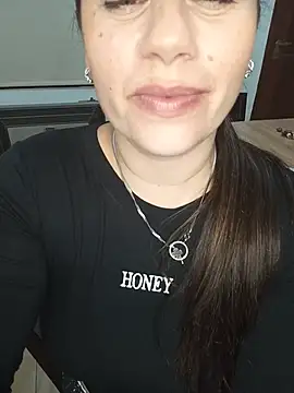 Amarteverdaderamente online show from July 14, 3:00 am