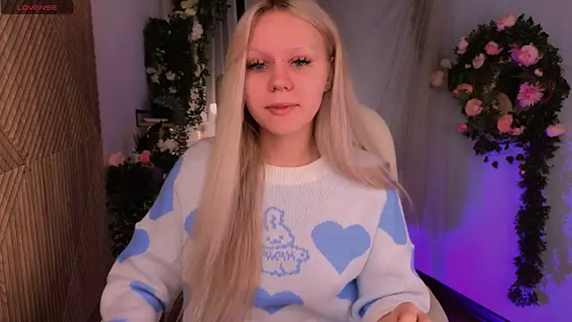 kitten murray  online show from December 2, 5:31 am