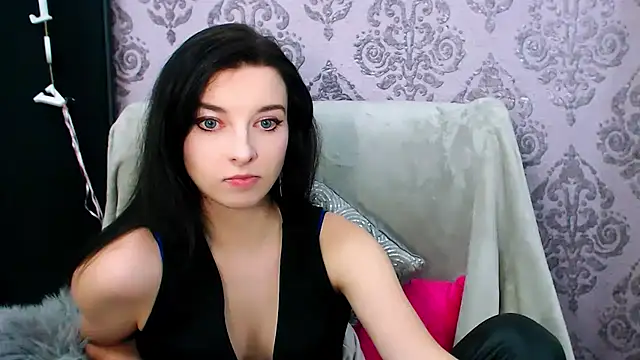 DominantLuna online show from November 25, 8:53 pm