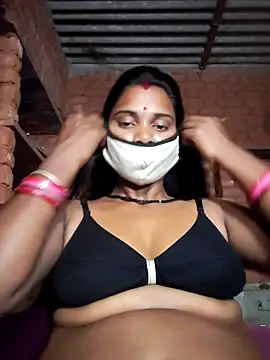 Katrina kaif143 online show from April 2, 4:04 pm