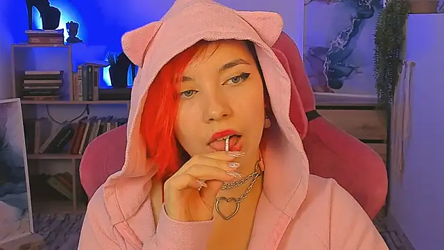 MarcelineChi online show from October 28, 12:33 pm