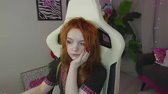 Staymonica online show from February 12, 1:46 pm