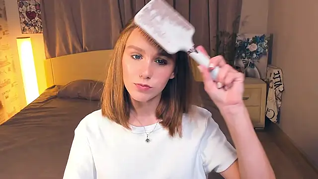 TienKnous online show from October 14, 6:32 pm