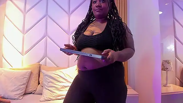 EmmaBrantt online show from March 5, 4:30 am