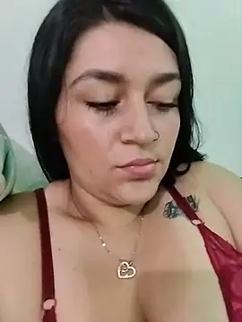 alejitasweet online show from October 31, 5:09 am