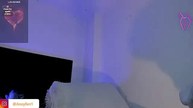 Anny ferrer1 online show from April 8, 10:01 pm