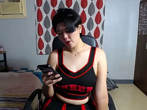 lady fingertips online show from October 17, 9:23 am