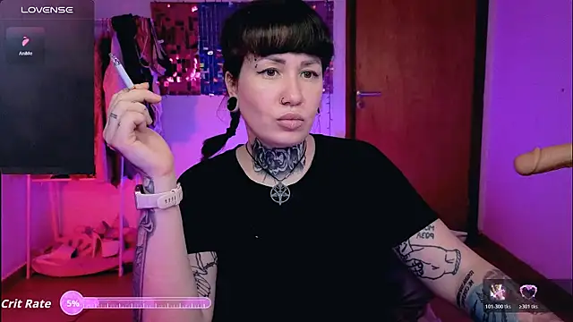 Senorita  Dakota online show from April 14, 9:59 pm