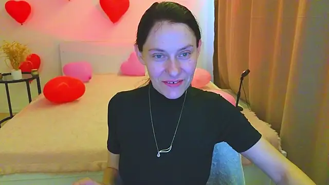Annaabels online show from February 12, 8:27 am