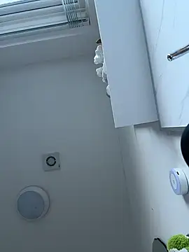 Victoria6989 online show from February 16, 4:18 pm