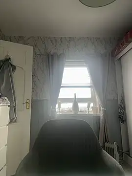 Victoria6989 online show from February 21, 3:46 pm