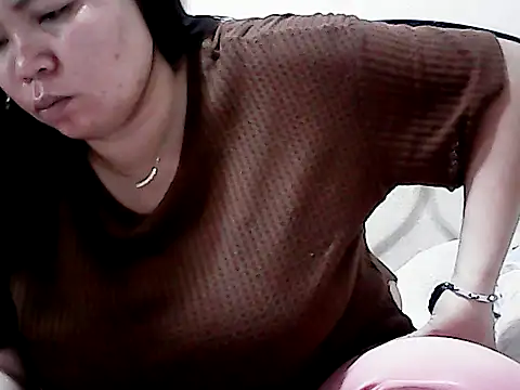 HornyPussie69 online show from March 9, 2:37 am