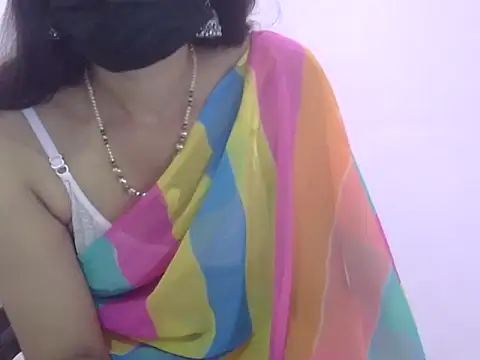 Laila Cute online show from April 5, 3:27 am