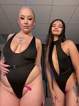 RollDolls online show from October 9, 1:15 pm