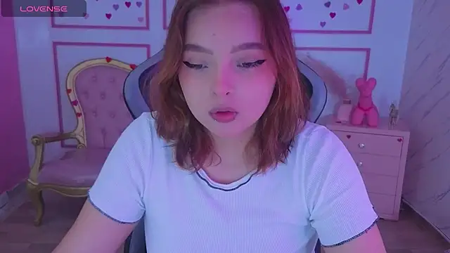 mia foster t online show from April 12, 1:14 pm