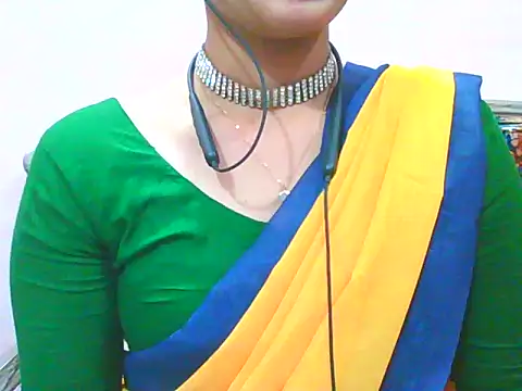 night queeen7 online show from April 14, 8:09 pm