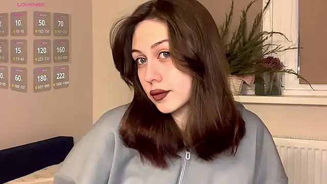 Nayra flash online show from April 5, 4:06 pm