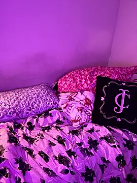 ThiccAndThick online show from January 6, 6:06 am