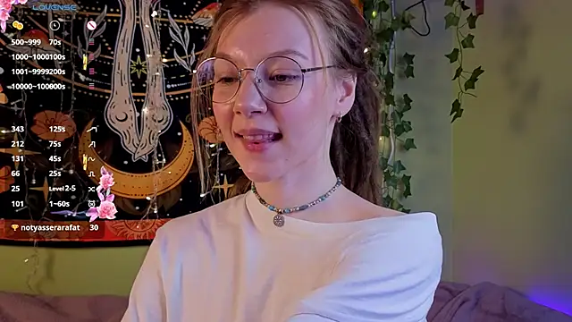 lyra thenymph online show from November 18, 12:11 am