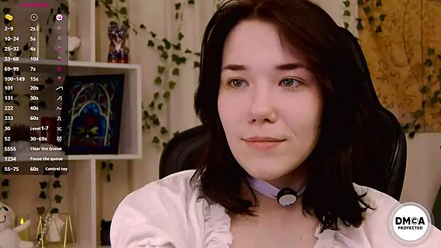 Kelly foox online show from February 14, 11:45 am