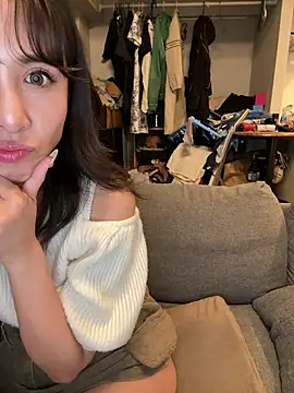 rena rena rena online show from October 29, 5:26 pm