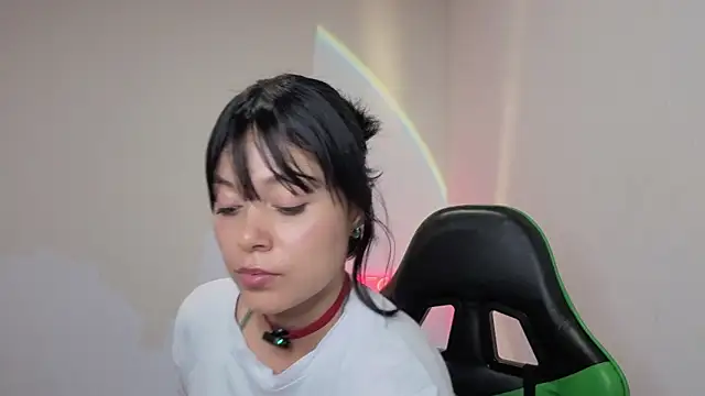 Qadeshoficial online show from February 16, 8:20 pm