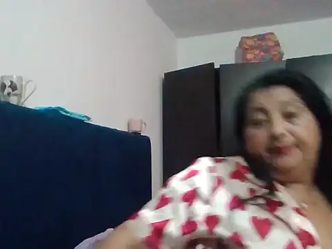 Snapshot of Karina_Betherlsen chatting on October 21, 2:15 am Karina Betherlsen online show from October 21, 2:15 am