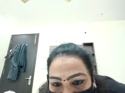 Snapshot of horny_milf_couple chatting on October 9, 8:02 pm horny milf couple online show from October 9, 8:02 pm